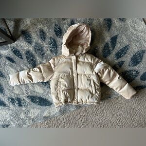 Forever 21 Women's Champagne Puffer Jacket M